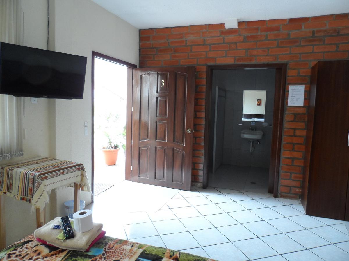 Hostal Monte Carmelo بانيوس المظهر الخارجي الصورة
